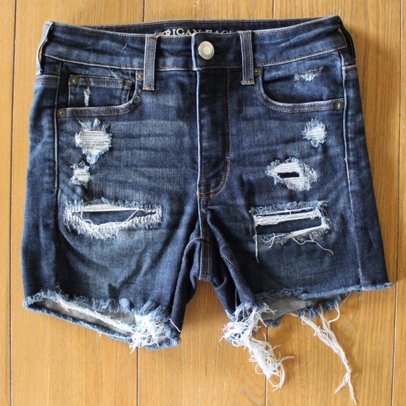 AE Distressed Hi Rise Shortie Jean Shorts 2 26 - Picture 1 of 7